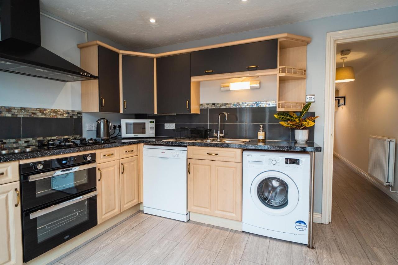 Beautiful Town House With Private Garden And Patio