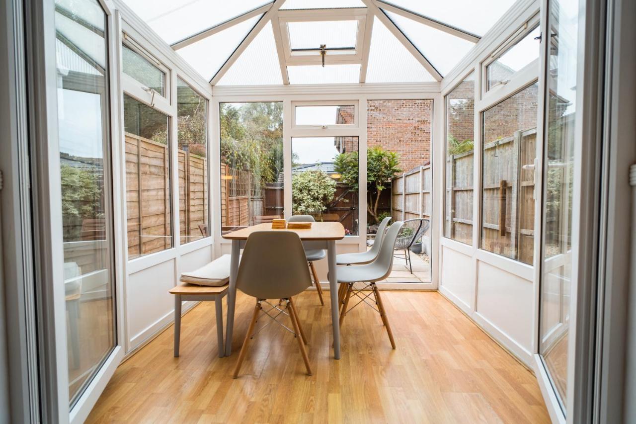 Beautiful Town House With Private Garden And Patio * Canford Magna