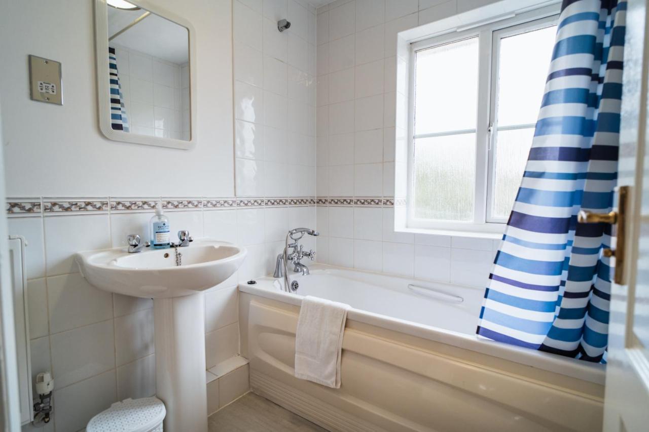 Beautiful Town House With Private Garden And Patio Hébergement de vacances *